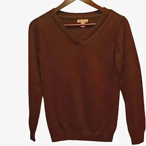 𝅺WHITE Stag brown v neck sweater Size Small (4-6)